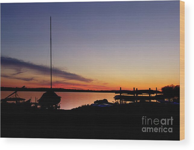 Twilight Wood Print featuring the photograph Days End by Rod Best