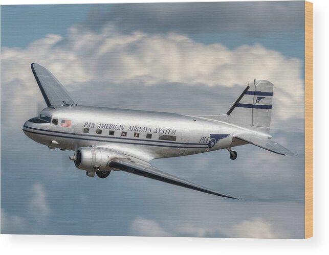 Douglas Dc-3 Wood Print featuring the photograph Dc-3 by Jeff Cook