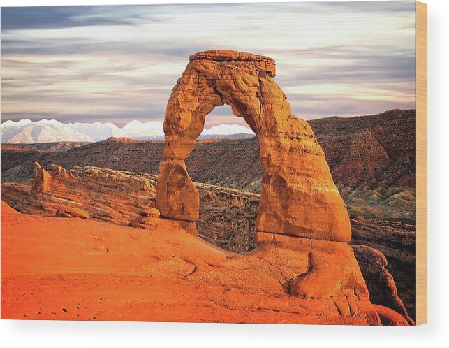 Delicate Arch Wood Print featuring the photograph Delicate Arch by Mike Stephens