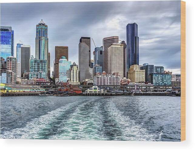 Seattle Wood Print featuring the photograph Departing Pier 54 by Rob Green