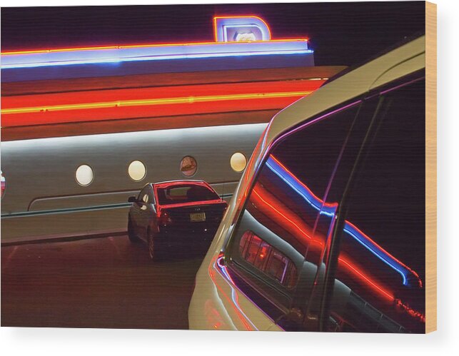 Night Wood Print featuring the photograph Diner 66 by Micah Offman