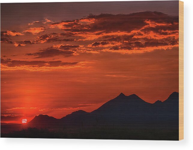 Sunset Wood Print featuring the photograph Dona Ana Sunset I by Mike Stephens