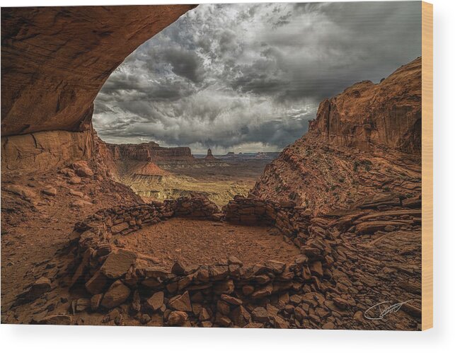 Mountain Wood Print featuring the photograph False kiva by Jeff Niederstadt
