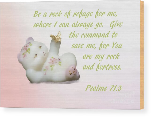 Art. Scripture Wood Print featuring the photograph Fenton Glass Bear by Linda Phelps