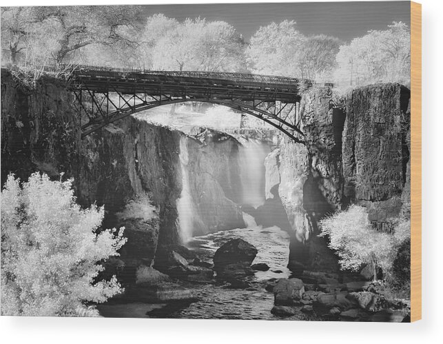 Great Falls State Park Wood Print featuring the photograph Great Falls Paterson NJ BW by Susan Candelario