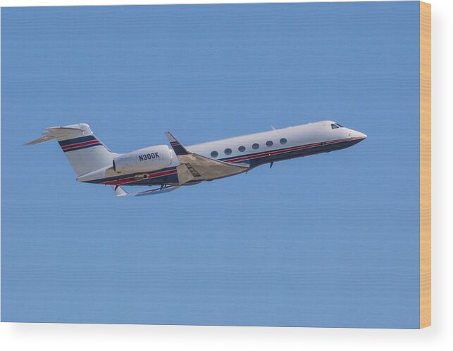 Gulfstream Wood Print featuring the photograph Gulfstream GV Private Jet by Dart Humeston
