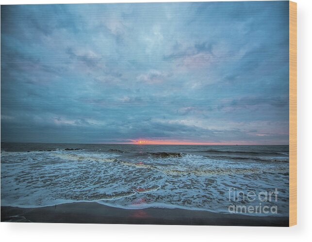 Heaven Wood Print featuring the photograph Heaven at Folly Beach by Robert Loe
