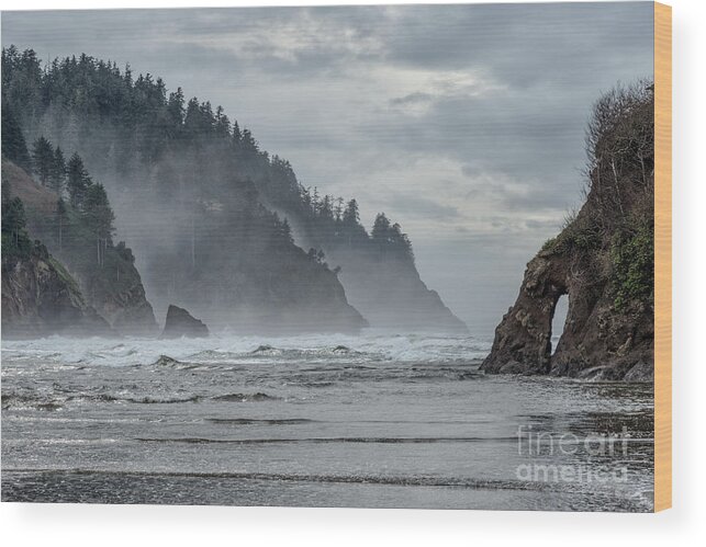 Alandersen.com Wood Print featuring the photograph Hills And Mist At Proposal Rock 2 by Al Andersen