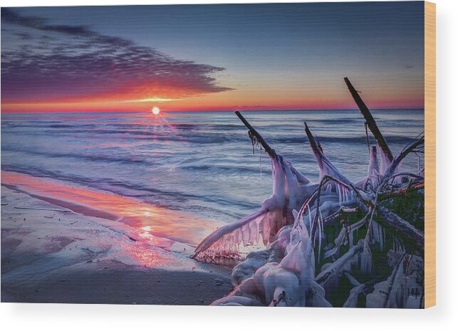 Wisconsin Wood Print featuring the photograph Ice Age sunrise 1 by David Heilman