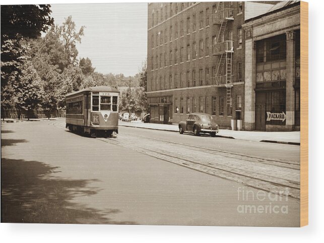 1940's Wood Print featuring the photograph Inwood Trolley by Cole Thompson