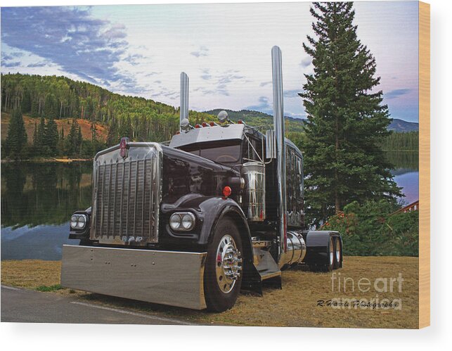 Big Rigs Wood Print featuring the photograph Kenworth at the Lake by Randy Harris