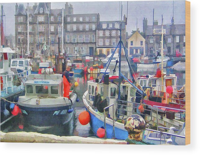 Kirkwall Wood Print featuring the photograph Kirkwall Harbour by Monroe Payne