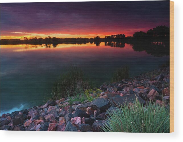 Colorado Wood Print featuring the photograph Lake Of Color by John De Bord