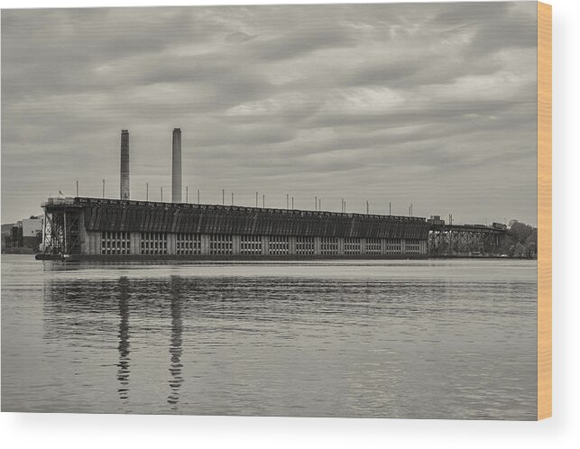  Wood Print featuring the photograph Lake Superior Oar Dock by Dan Hefle
