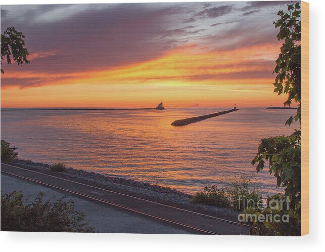 Lighthouse Wood Print featuring the photograph Lighthouse Sunset by Rod Best