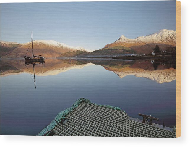 Winter In Glencoe Wood Print featuring the photograph Loch Leven Reflection by Grant Glendinning