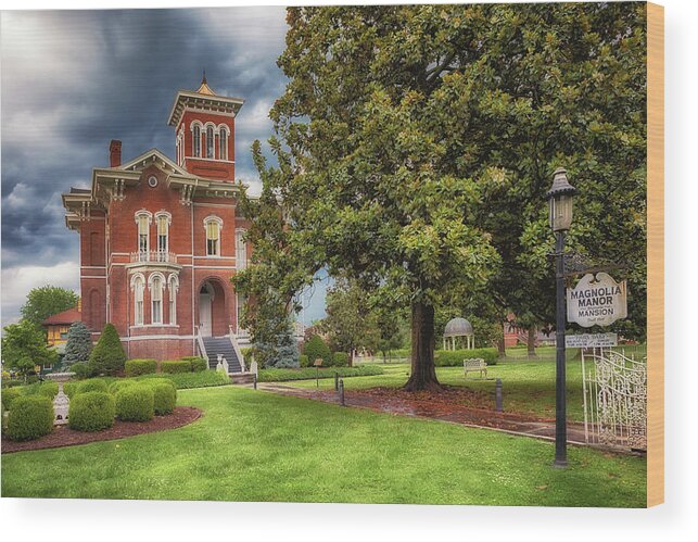 Magnolia Manor Wood Print featuring the photograph Magnolia Manor by Susan Rissi Tregoning