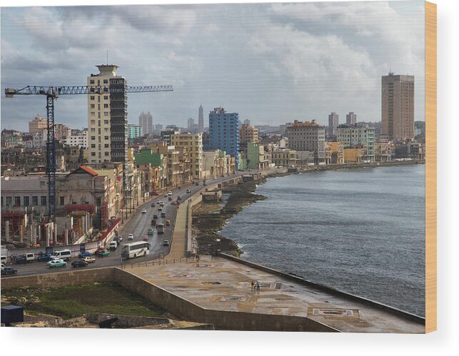 Travel Wood Print featuring the photograph Malecon in Havana by Arthur Dodd