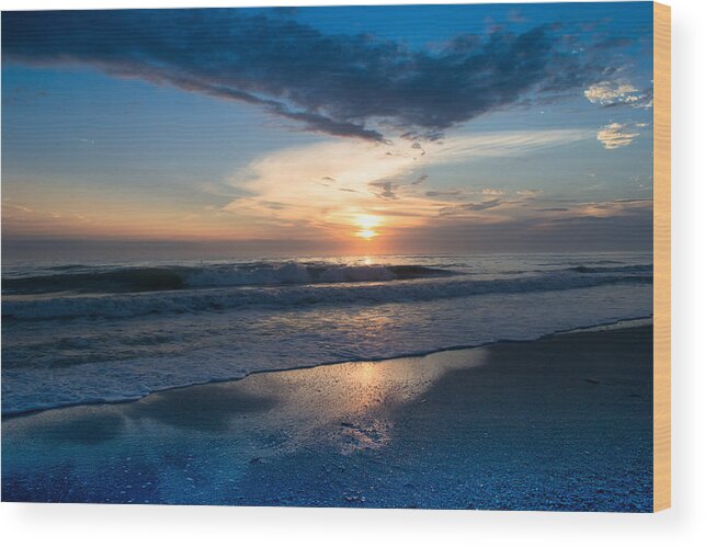 Sunset Wood Print featuring the photograph Mellifluous by Melanie Moraga