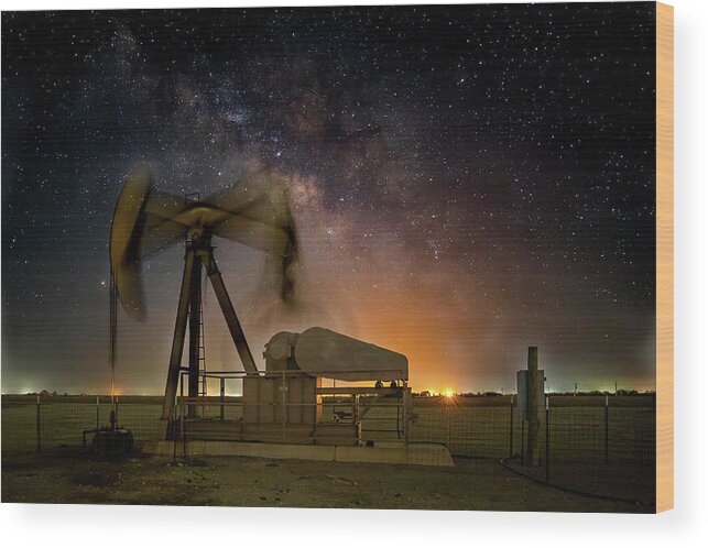 Battery Wood Print featuring the photograph Milky Way Motion by Jonas Wingfield