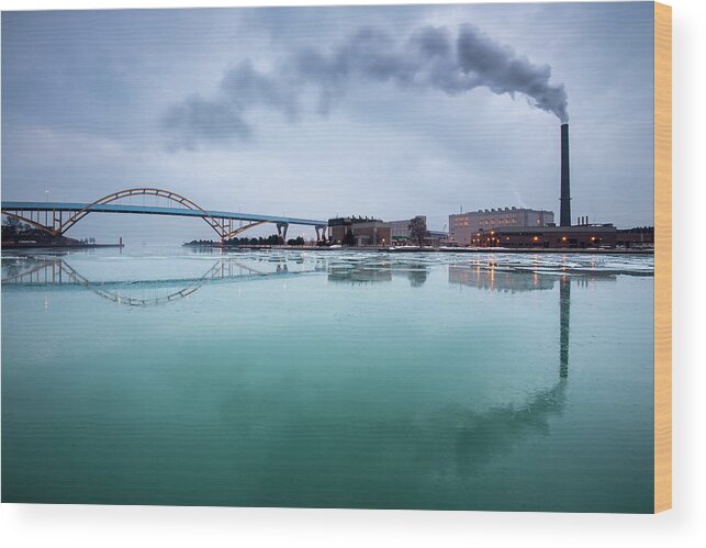 Wisconsin Wood Print featuring the photograph Milwaukee Reflected by Josh Eral