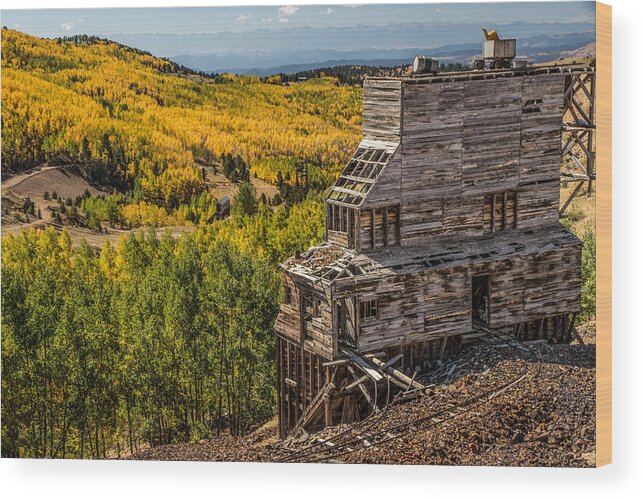 Colorado Wood Print featuring the photograph Mollie Kathleen Gold Mine in Autumn by Dawn Key