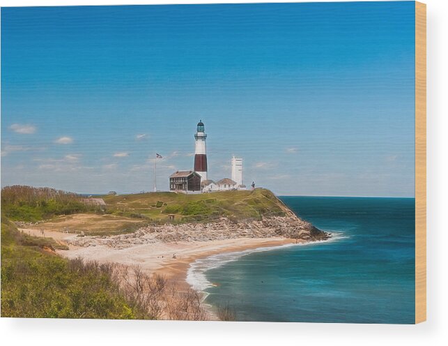 Lighthouse Wood Print featuring the photograph Montauk Point by Linda Pulvermacher