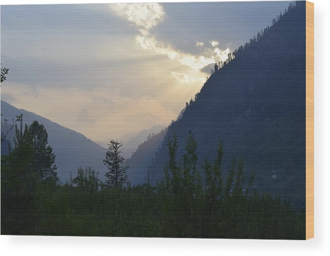 Mountains Wood Print featuring the photograph Mountain Escapapde by Sumit Mehndiratta