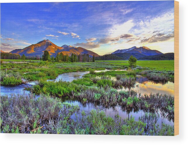 Mountain Wood Print featuring the photograph Mountain Eve by Scott Mahon