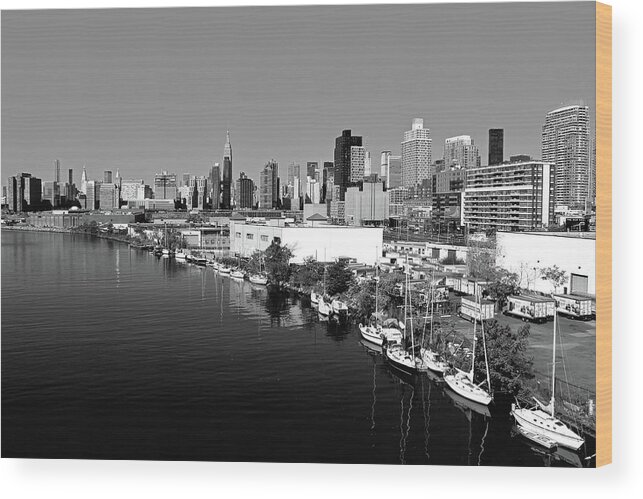 Nyc Wood Print featuring the photograph New York City-5 by Nina Bradica