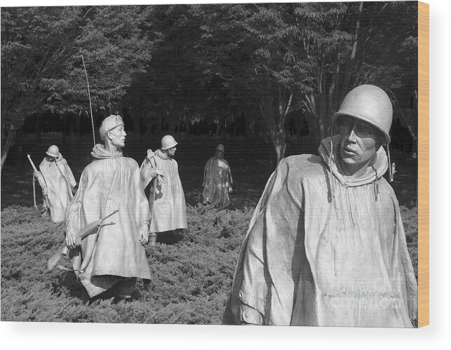 Korean War Veterans Memorial Wood Print featuring the photograph On Patrol 3 by ELDavis Photography