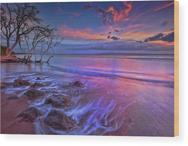 Maui Hawaii Oluwalu Sunset Colorful Seascape Ocean Wood Print featuring the photograph Out To Sea by James Roemmling