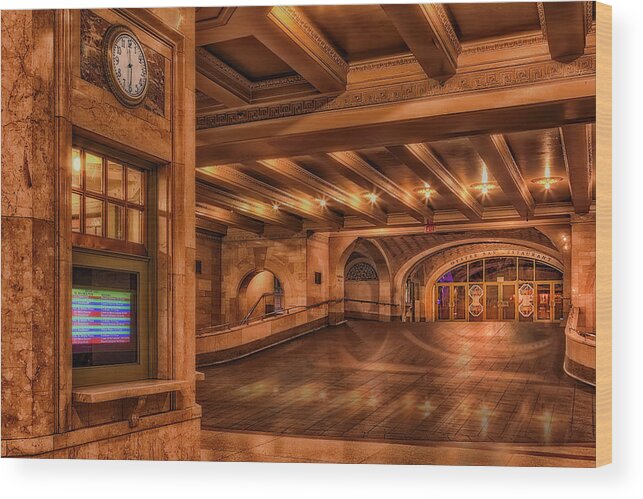 Grand Central Terminal Wood Print featuring the photograph Oyster Bar Restaurant GCT NYC by Susan Candelario
