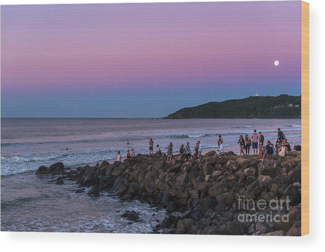 2017 Wood Print featuring the photograph People watch the sun set by Andrew Michael