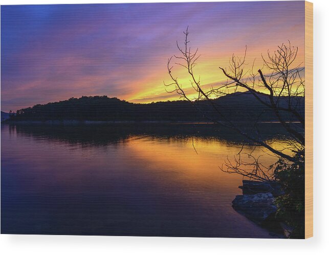 Kentucky Wood Print featuring the photograph Purple Lake by Michael Scott