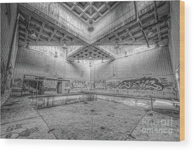 New York Wood Print featuring the photograph Radioactive Pool BW by Michael Ver Sprill