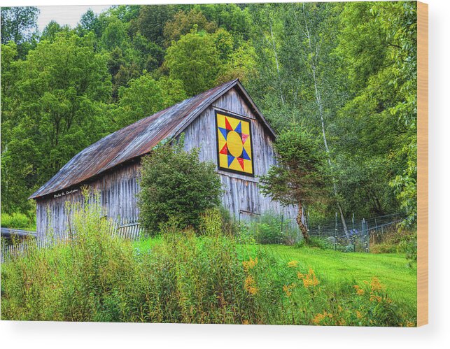 Barn Quilts Wood Print featuring the photograph Ray's Star by Dale R Carlson