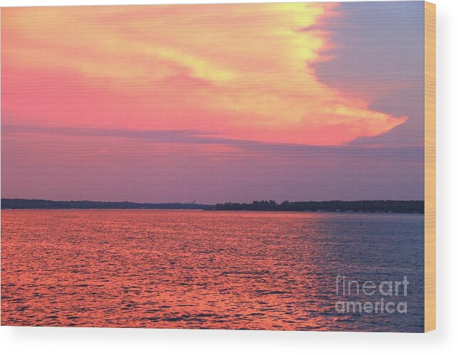 Sun Setting Wood Print featuring the photograph Red reflection by Yumi Johnson