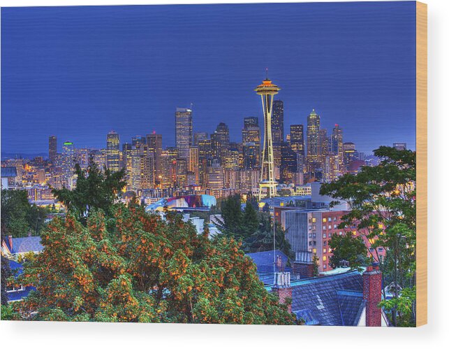 Seattle Wood Print featuring the photograph Seattle Skyline in the Fall by Shawn Everhart