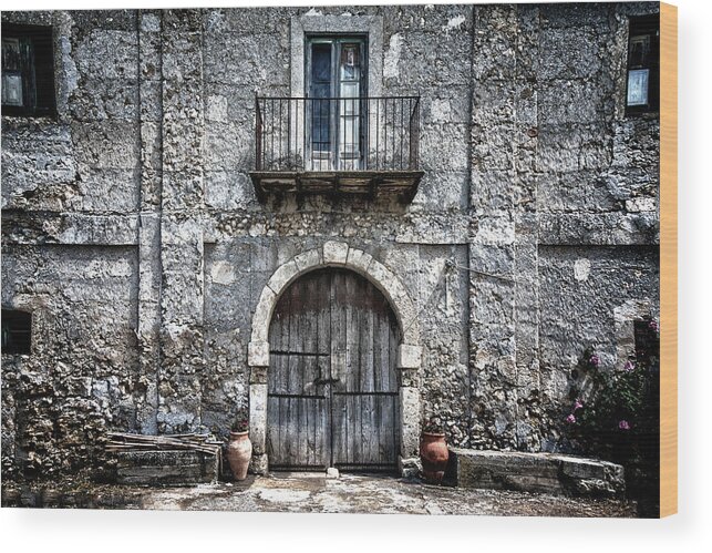  Wood Print featuring the photograph Sicilian Farm House by Patrick Boening