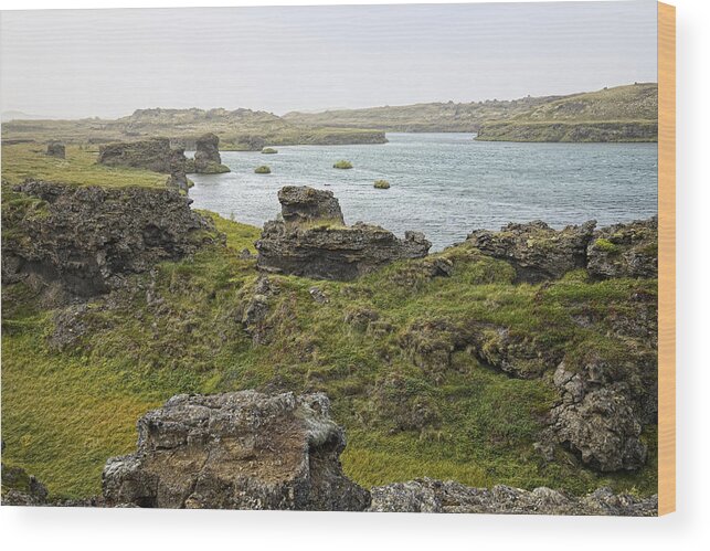 Travel Wood Print featuring the photograph Sometimes Life Can Be A Bit Rocky by Lucinda Walter