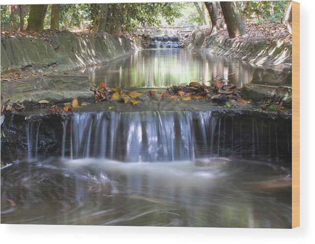 Water Wood Print featuring the photograph Soothing Waters by Amy Fose