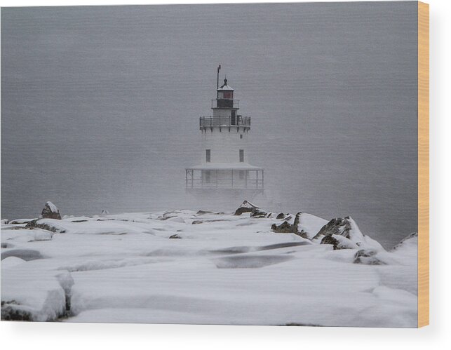 Sprint Point Wood Print featuring the photograph Spring Point Ledge Lighthouse Blizzard by Darryl Hendricks