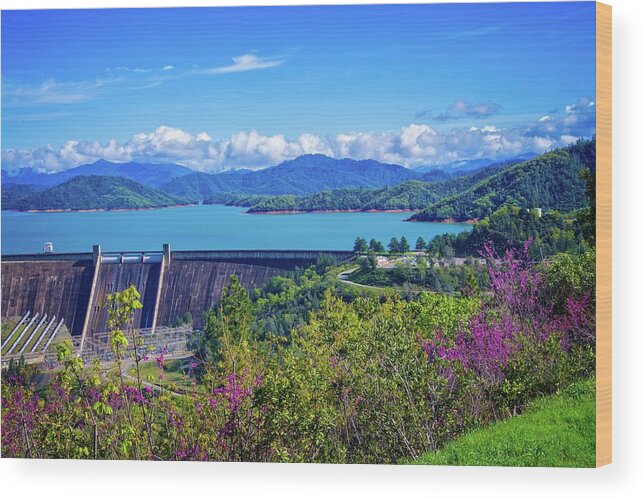 Shasta Lake Wood Print featuring the photograph Springtime at Shasta Lake Dam by Lynn Bauer