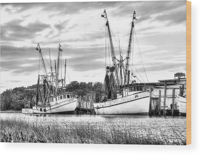 Shrimping Wood Print featuring the photograph St. Helena Shrimp Boats by Scott Hansen