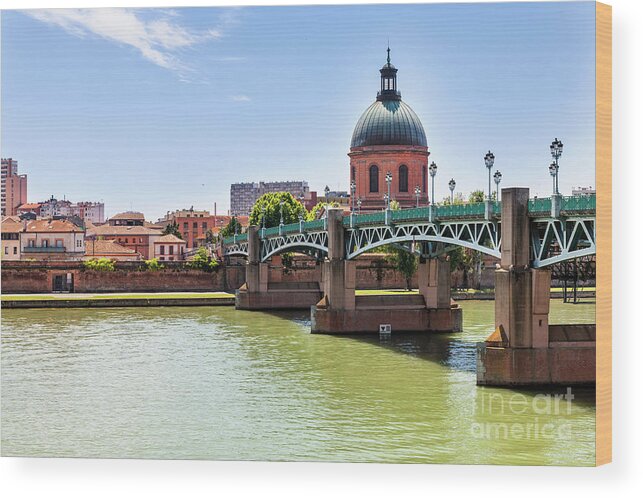Toulouse Wood Print featuring the photograph St.Pierre bridge in Toulouse by Elena Elisseeva