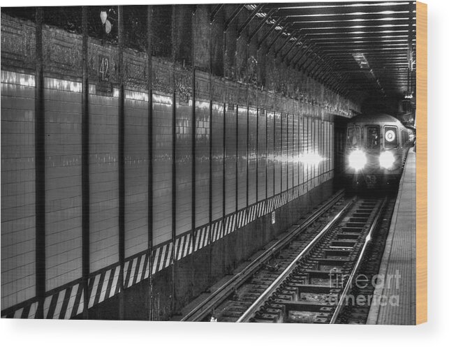 New York City Wood Print featuring the photograph Subway by Steve Brown