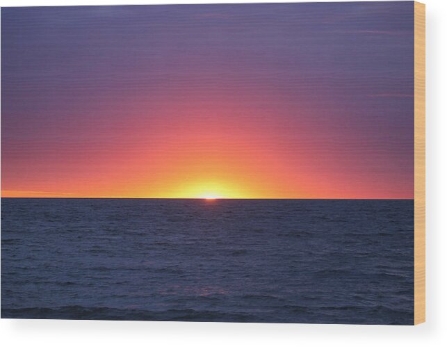 Water Wood Print featuring the photograph Sunrise Arch Of Colors by Robert Banach