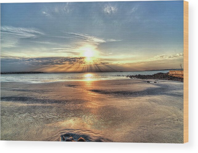 Lynn Wood Print featuring the photograph Sunrise Over Red Rock Park Lynn MA Kings Beach by Toby McGuire