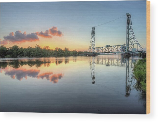 Beaumont Wood Print featuring the photograph Sunrise over The Neches River In Beaumont by JC Findley